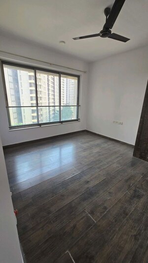 2 BHK Apartment For Rent in Kalpataru Aura, Ghatkopar West
