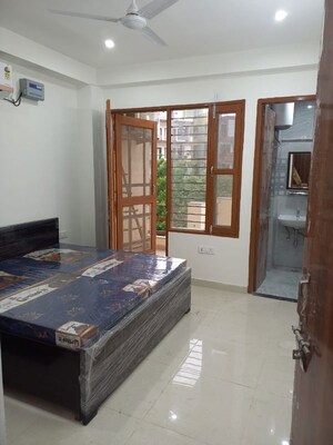 Kitchen in 3 BHK Builder Floor at Sector 52 – for Rent