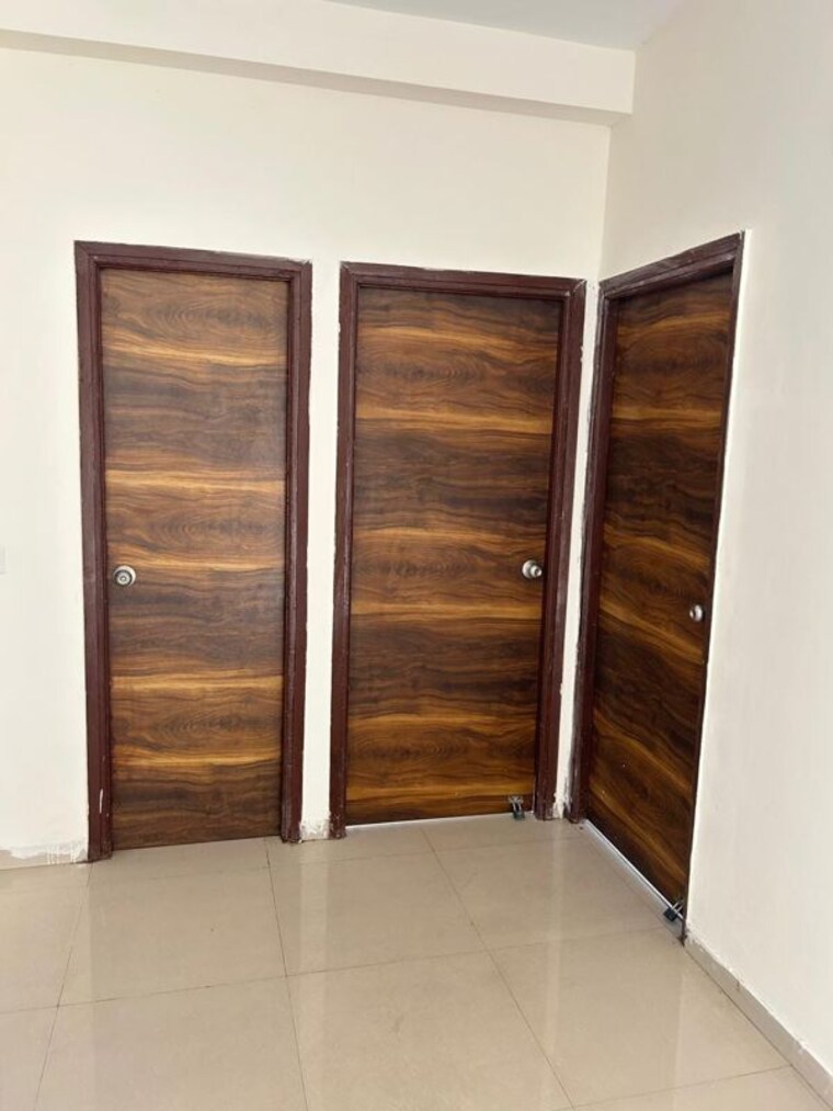 undefined, mahagun-my-woods  1000 Sq.Ft. Apartment In Sector 16c Greater Noida Greater Noida 10646343