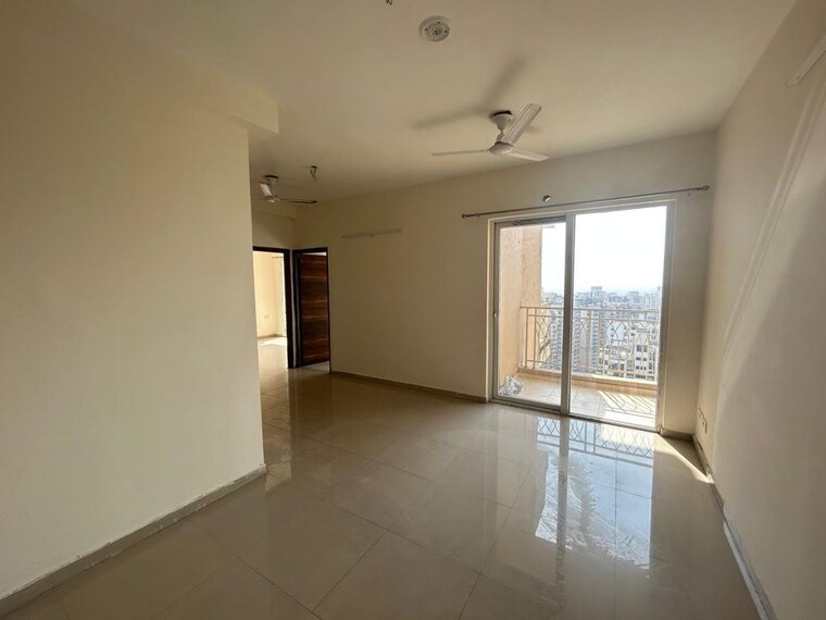 Room, mahagun-my-woods  1000 Sq.Ft. Apartment In Sector 16c Greater Noida Greater Noida 10646343