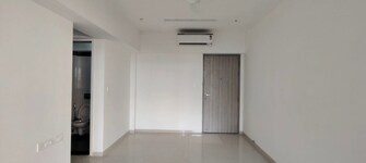 2 BHK 950 Sq.Ft. Apartment in Rustomjee Bella Phase 1