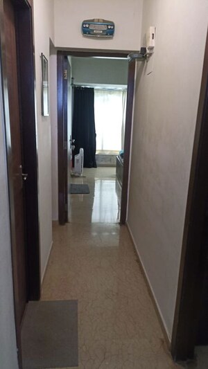 Room in 2 BHK Apartment at Satellite Royale, Goregaon East – for Rent