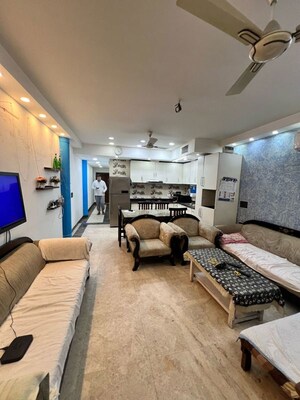 Living Room in 2 BHK Builder Floor at Lajpat Nagar ii – for Rent