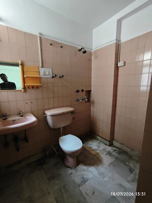 Bathroom in 2 BHK Apartment at Sector 4 Dwarka – for Rent