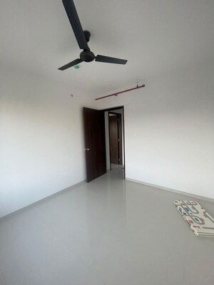 Room in 2 BHK Apartment at Shapoorji Pallonji Sensorium, Hinjewadi – for Rent