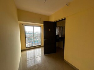 Room in 1 BHK Apartment at Avant Heritage, Jogeshwari East – for Rent