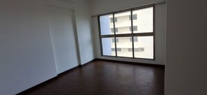 Room in 3 BHK Apartment at Raj Infinia, Malad West – for Rent