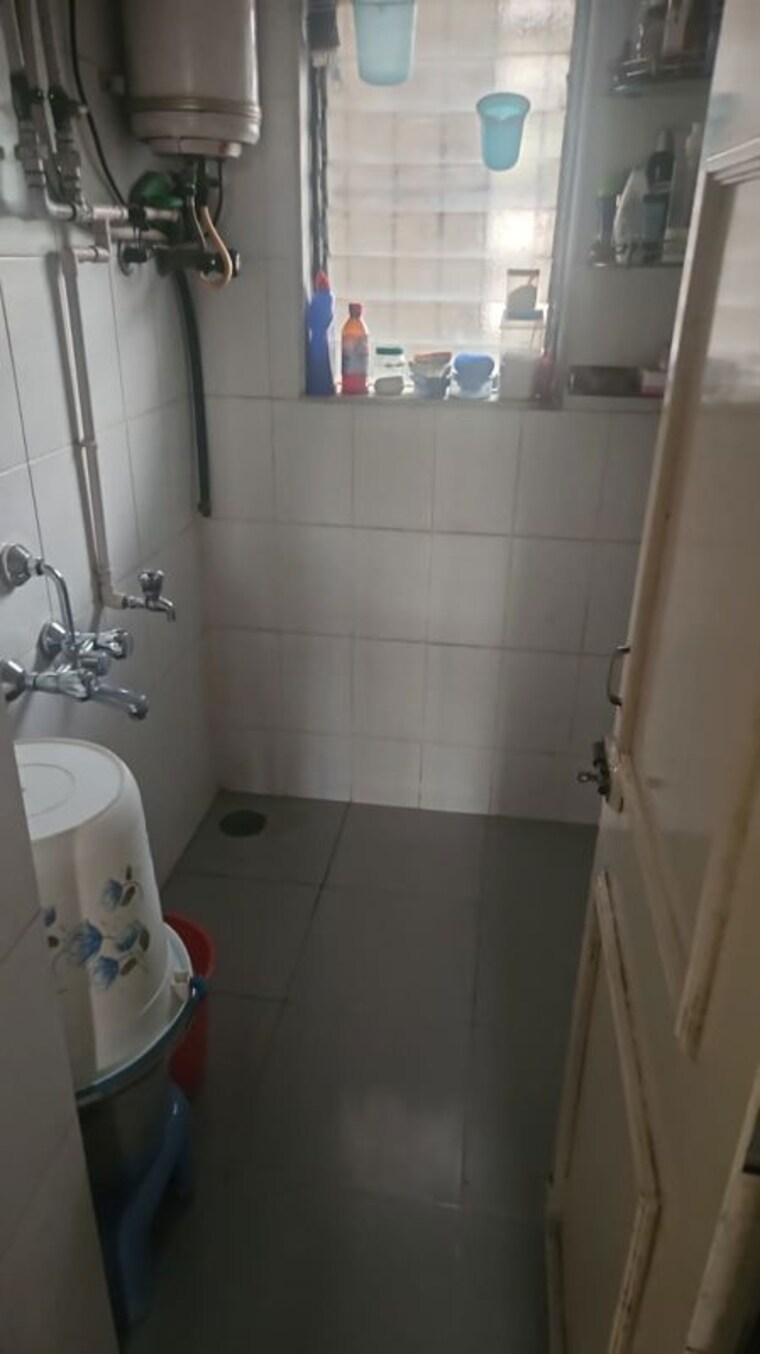 Bathroom, swami-samarth-chs 1 Bedroom 429 Sq.Ft. Apartment In Malad West Mumbai 10646470
