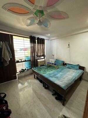 Bedroom in 2 BHK Builder Floor at Sector 57 – for Rent