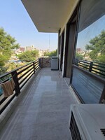2 BHK 1800 Sq.Ft. Builder Floor in Sector 57