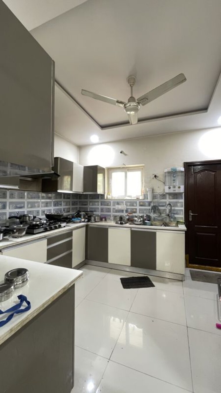 Kitchen, praneeth-apr-pranav-antilia 4 Bedroom 3000 Sq.Ft. Villa In Bachupally Hyderabad 10628464