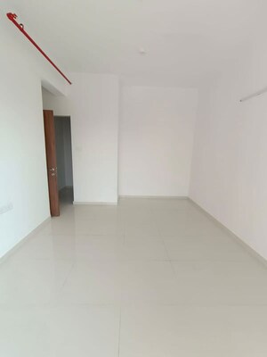 Room in 3 BHK Apartment at Runwal The Central Park, Chinchwad – for Sale