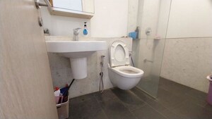 Bathroom in 3 BHK Apartment at Wadala – for Rent