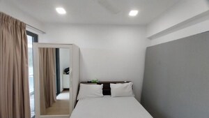 Bedroom in 3 BHK Apartment at Wadala – for Rent