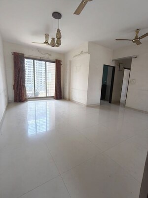 Room in 2 BHK Apartment at Mauli Darshan Apartment, Kharghar – for Rent