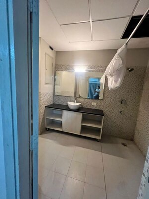 Bathroom in Studio Apartment at Silverglades Merchant Plaza, Sector 88 – for Rent