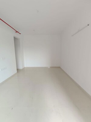 Room in 4 BHK Apartment at Runwal The Central Park, Chinchwad – for Sale