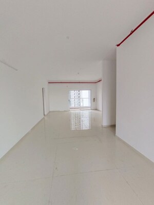 Room in 4 BHK Apartment at Runwal The Central Park, Chinchwad – for Sale