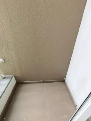 Room in 4 BHK Apartment at Runwal The Central Park, Chinchwad – for Sale