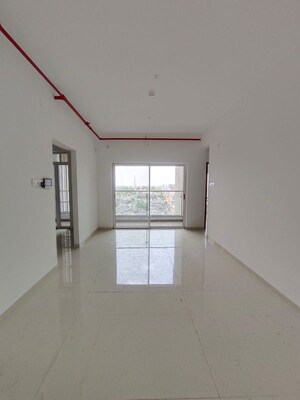 Room in 4 BHK Apartment at Runwal The Central Park, Chinchwad – for Sale