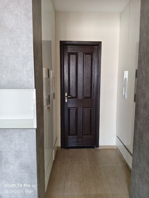 Room in 4 BHK Apartment at Lotus Panache, Sector 110 – for Rent
