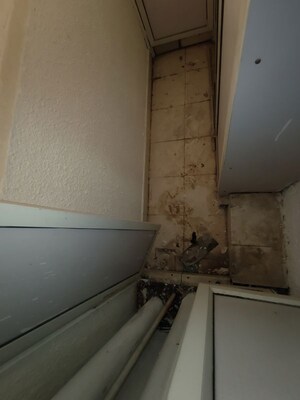 Bathroom in 2 BHK Apartment at Ravi Estate, Pokhran Road No One – for Rent