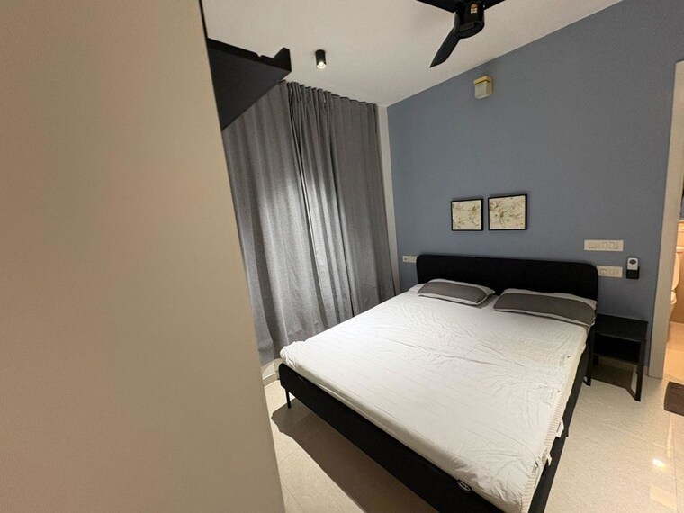 Bedroom, hiranandani-solitaire-studio-apartment Studio 440 Sq.Ft. Apartment In Ghodbunder Road Thane 10646669