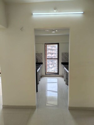 Room in 2 BHK Apartment at Raajyam Amity Apartments, Vakola – for Rent