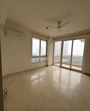 Room in 2 BHK Apartment at Puri Emerald Bay, Sector 104 – for Rent