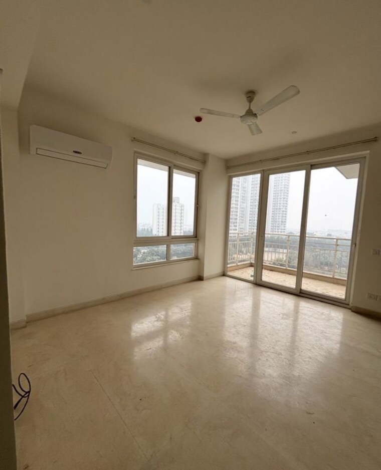 Room, puri-emerald-bay 2 Bedroom 1550 Sq.Ft. Apartment In Sector 104 Gurgaon 10646729