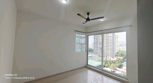 Room in 2 BHK Apartment at Courtyard by Narang Realty and The Wadhwa Group, Pokhran Road No Two – for Rent