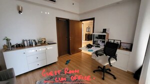 Team Area in 3.5 BHK Apartment at M3M Latitude, Sector 65 – for Rent