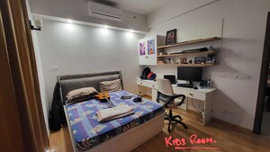 Bedroom in 3.5 BHK Apartment at M3M Latitude, Sector 65 – for Rent