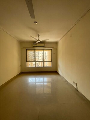 Room in 2.5 BHK Apartment at Nahar Amrit Shakti, Chandivali – for Sale