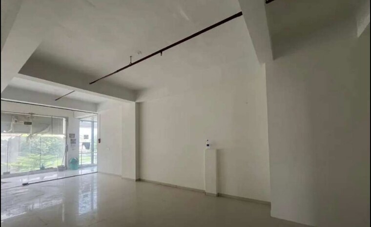 Room, bariatu Commercial Showroom 2000 Sq.Ft. In Bariatu Ranchi 10646733