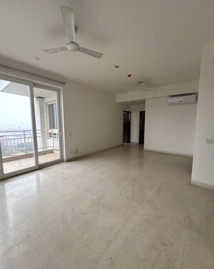 Room in 3 BHK Apartment at Puri Emerald Bay, Sector 104 – for Rent