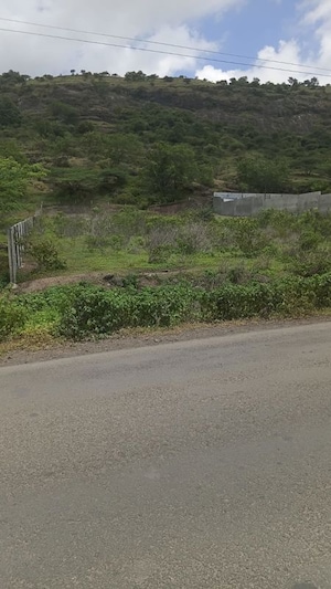 Plot Area in  Plot at Kesnand – for Sale