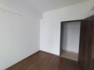 Room in 4 BHK Apartment at DLF Garden City Independent Floors, Sector 92 – for Rent