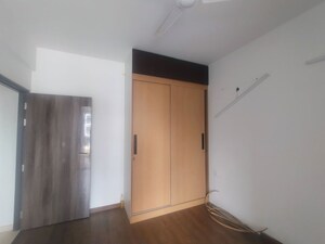 Room in 4 BHK Apartment at DLF Garden City Independent Floors, Sector 92 – for Rent
