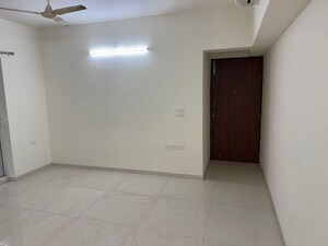 Room in 1 BHK Apartment at Lodha Amara Tower 44, Kolshet Road – for Rent