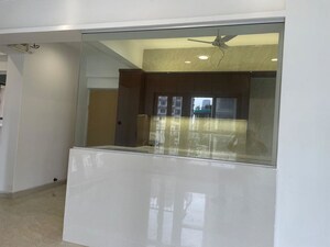 Room in 2 BHK Apartment at Dosti Eastern Bay, Wadala – for Rent