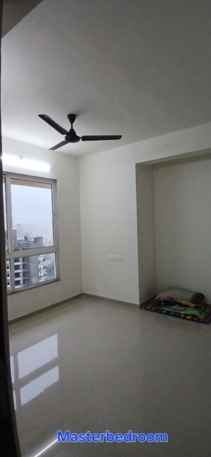 Room in 1 BHK Apartment at Puranik Tokyo Bay Phase 2A, Kasarvadavali – for Rent