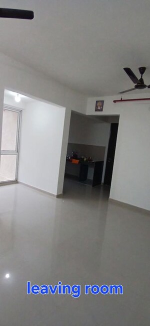 Room in 1 BHK Apartment at Puranik Tokyo Bay Phase 2A, Kasarvadavali – for Rent