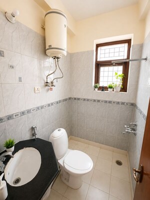 Bathroom in 3.5 BHK Apartment at SS The Palladians, Sector 47 – for Rent