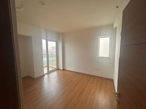 Room in 3 BHK Apartment at Godrej Meridien, Sector 106 – for Rent