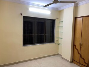 Room in 2 BHK Apartment at Dosti Maitri Gardens, Pokhran Road No Two – for Rent
