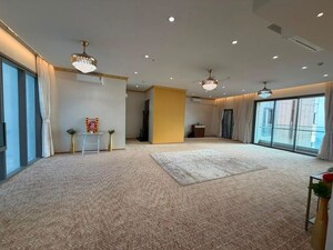 Bedroom in 3 BHK Apartment at Piramal Mahalaxmi, Mahalaxmi – for Rent