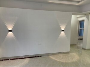 Room in 3 BHK Apartment at Piramal Mahalaxmi, Mahalaxmi – for Rent