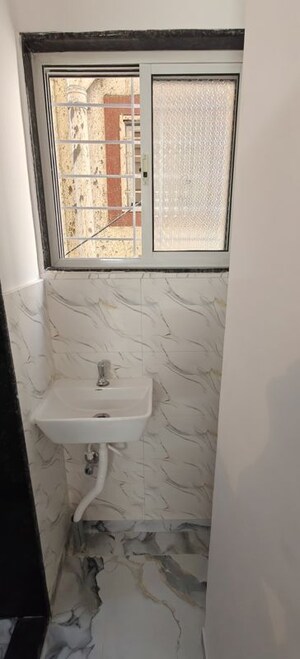 Bathroom in Studio Independent House at Gokhalenagar – for Rent