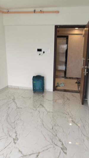 Furnished Amenities in 1 BHK Apartment at The Baya Central, Lower Parel – for Rent